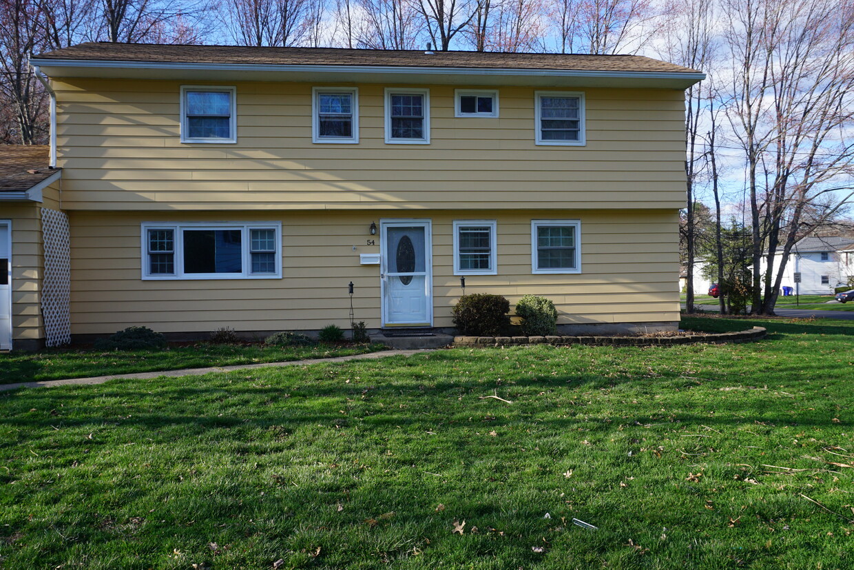Primary Photo - 54 Northbrook Dr