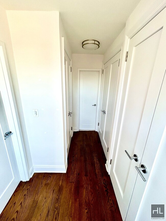 Building Photo - East 82nd Street