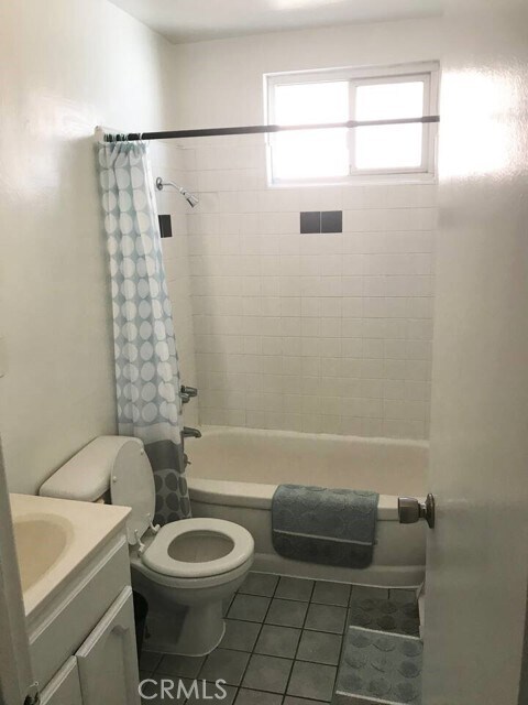 Foto del edificio - 128 W 9th St