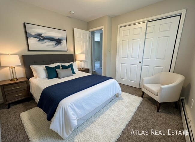 Foto del edificio - 318 Bonnie Ct