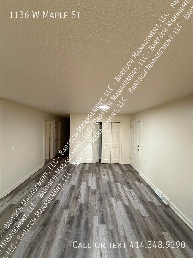 Foto del edificio - 1136 W Maple St