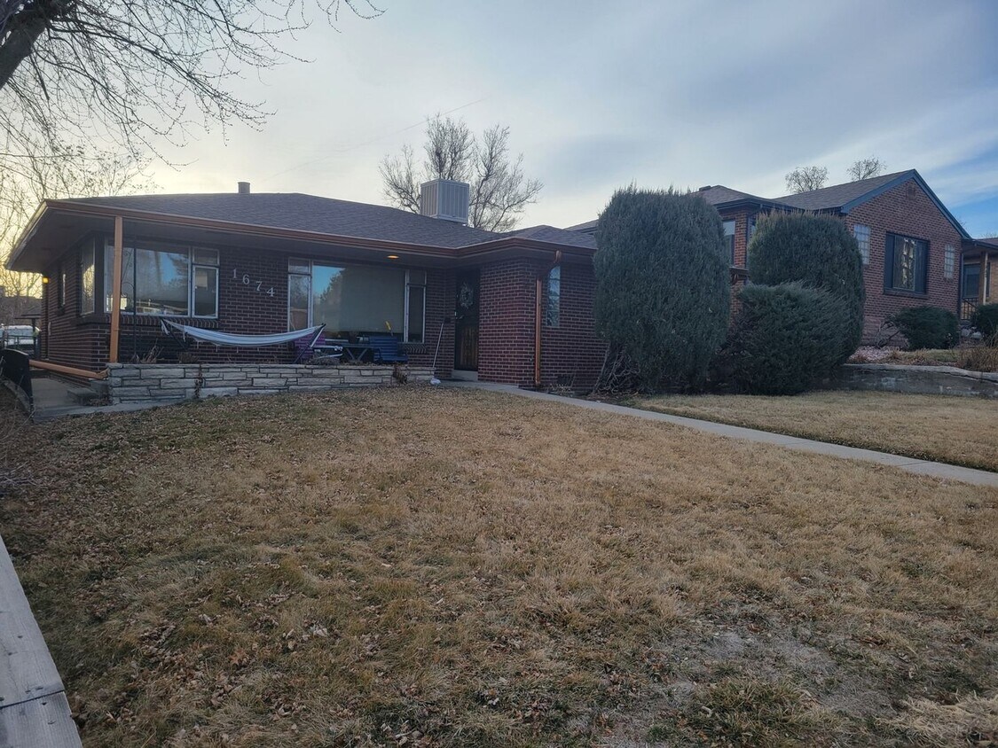 Foto principal - Charming 2BR House in Denver Sloan's Lake