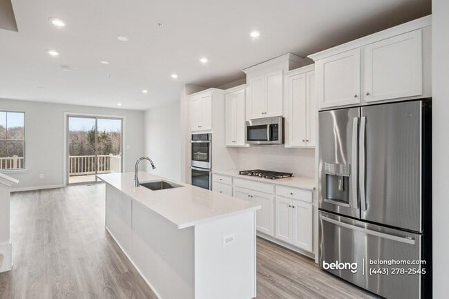 Foto del edificio - 3429 Saint Robin Ln