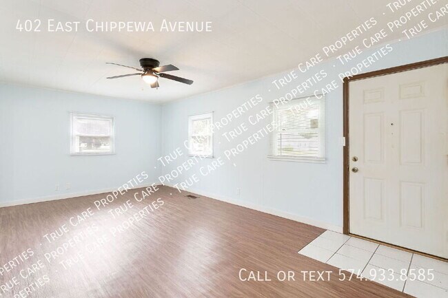 Foto del edificio - 402 E Chippewa Ave