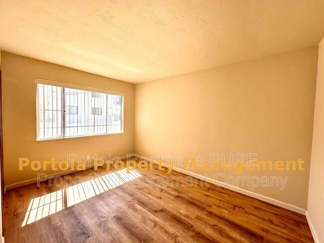 Building Photo - 127 Younger Way