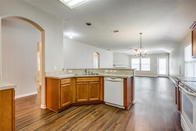 Foto del edificio - 612 Cove Ct