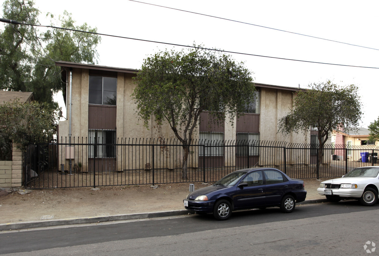 Building Photo - 218 Willie James Jones Ave