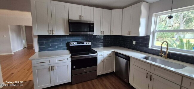 Foto del edificio - 6117 Clifton Ave