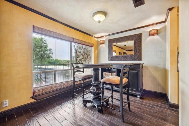 Foto del edificio - 500 E Riverside Drive Unit 254