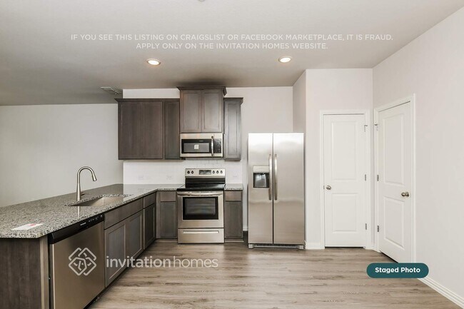 Foto del edificio - 6463 Blue Trl