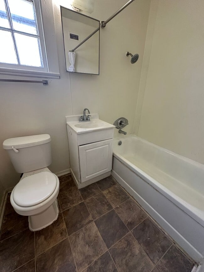 Building Photo - 54 Riley Manor Cir