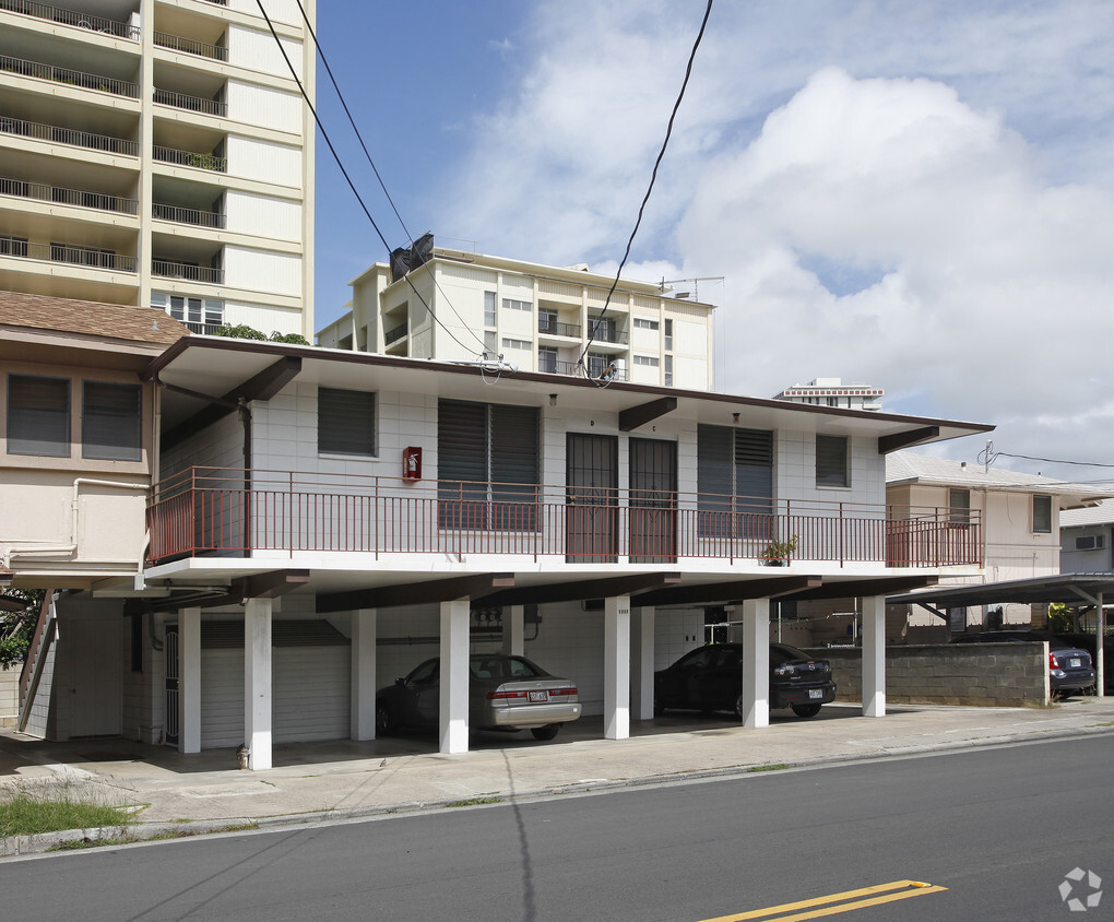 Building Photo - 2202 Fern St