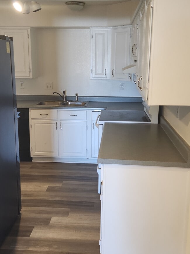 Building Photo - 184 Morgan Dr