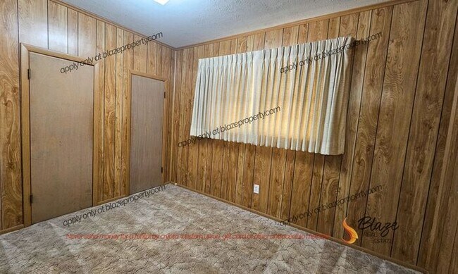 Foto del edificio - 4 bedroom 2 bathroom home in Lawndale read...