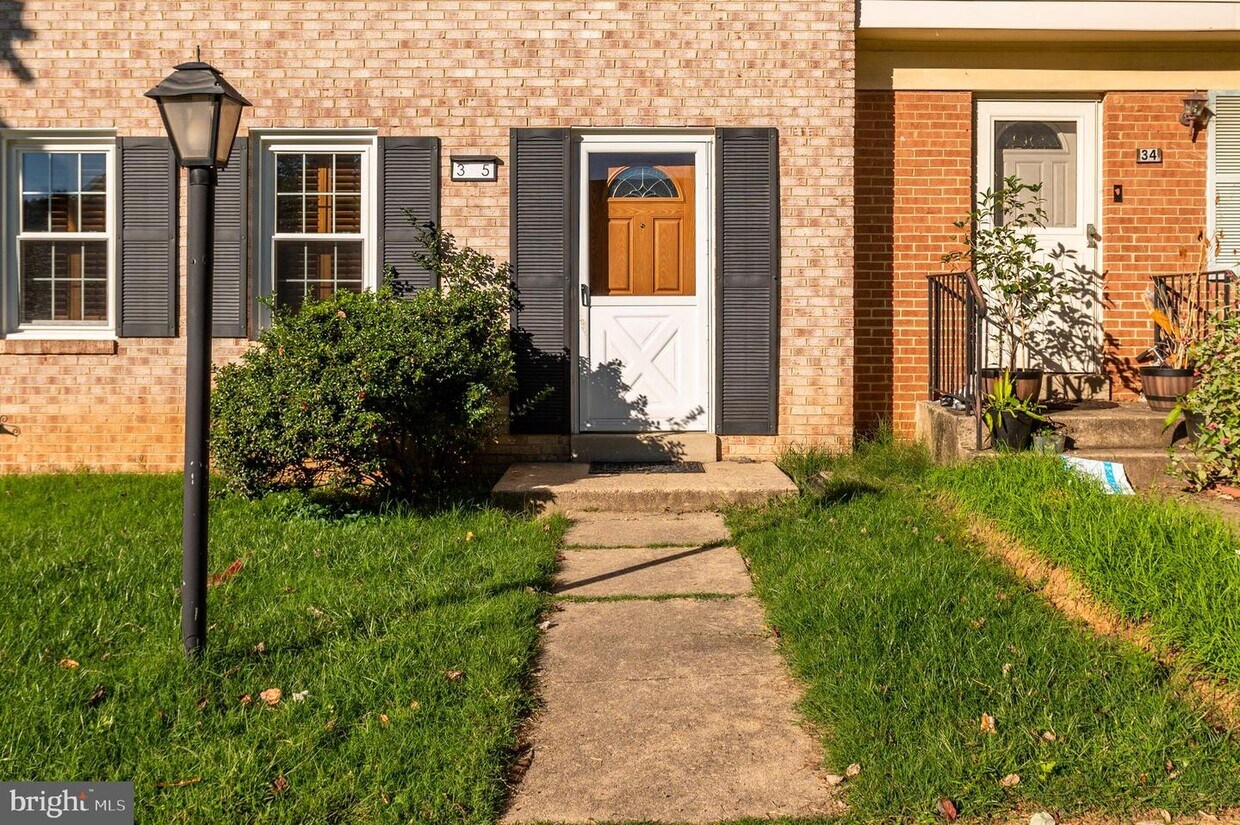35 Marwood Ct, Rockville, MD 20850 Townhouse for Rent in Rockville
