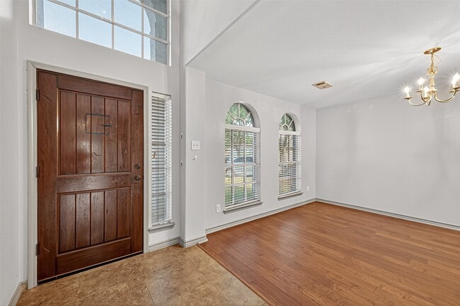 Building Photo - 14762 Country Rose Ln