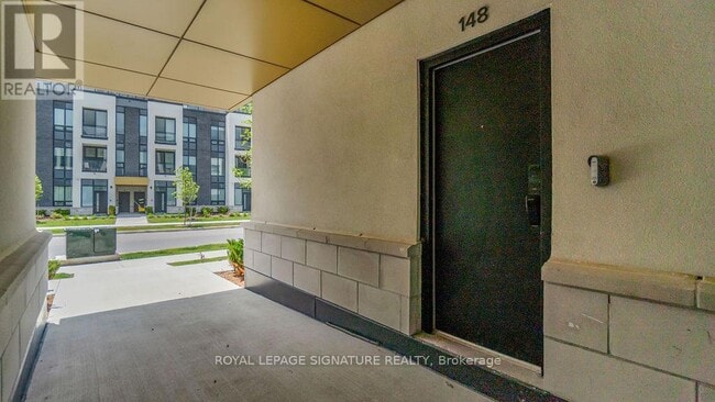 Building Photo - 3025-3025 Trailside Dr