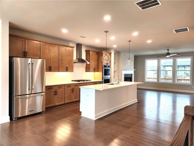 Building Photo - 1222 Waterfall Ct