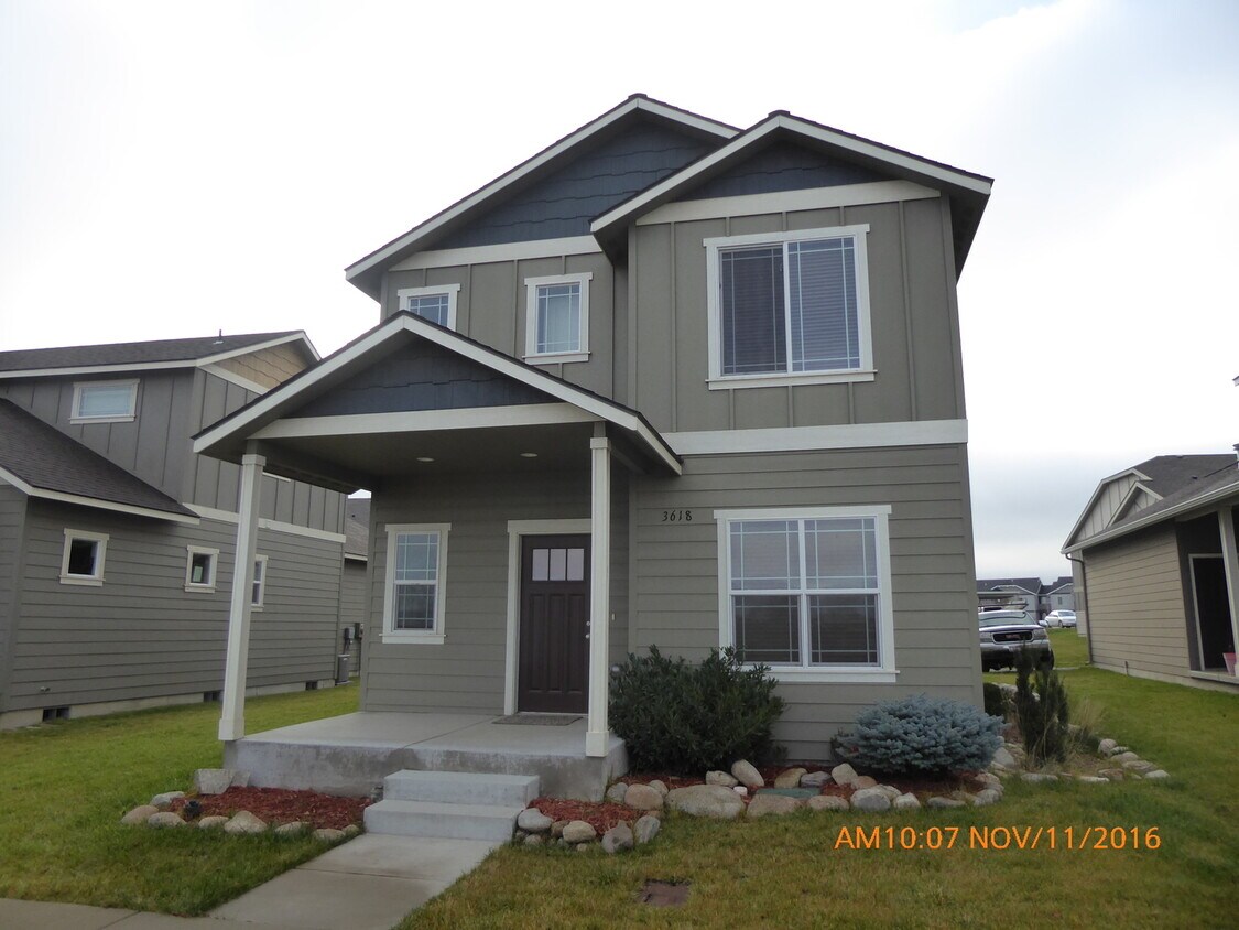 Primary Photo - 3 Bed, 2.5 Bath in Post Falls, ID! Move-in...