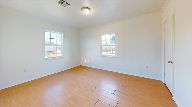 Building Photo - 2021 Gurley Ave