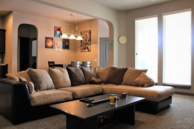 Foto del edificio - 10916 S W 32nd Terrace