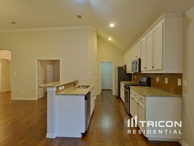 Foto del edificio - 7432 Durness Dr