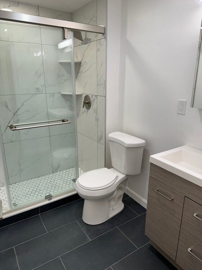 Foto del edificio - 24 Queensberry St