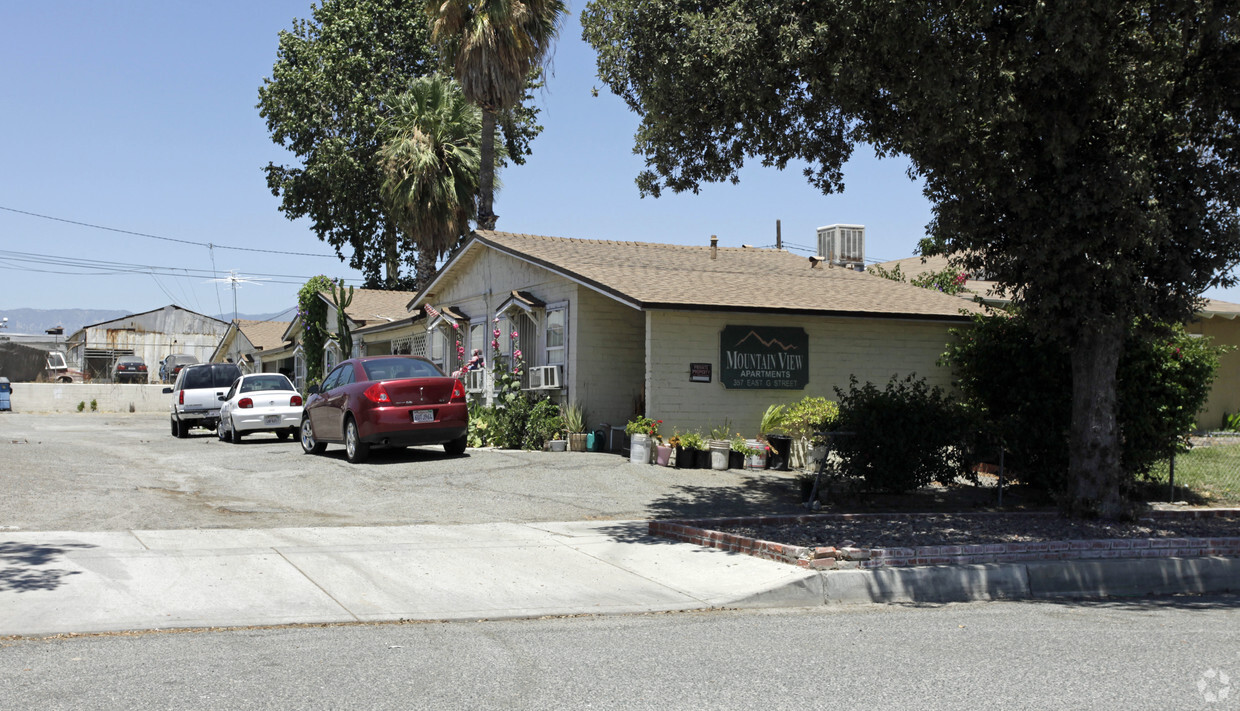 Primary Photo - Mountain View Apartments