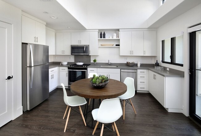 Building Photo - Orchard City Lofts
