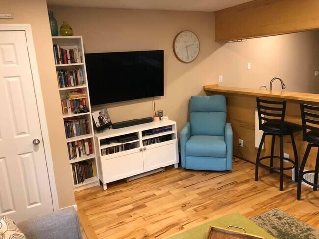 Foto del edificio - 506 Sunnyside Ln