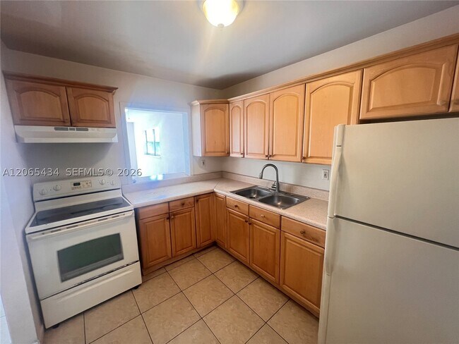 Foto del edificio - 12290 NE 11th Ct