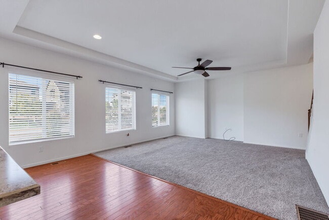 Foto del edificio - 10827 Ventura Ct