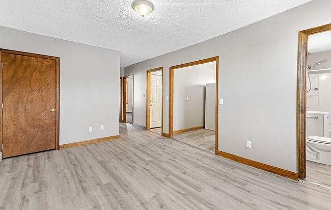 Building Photo - 177 Tripp St