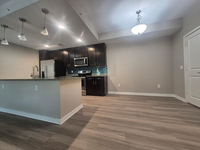 Foto del edificio - 3601 High Ridge Way