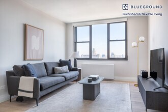 Building Photo - 155 E 29th St