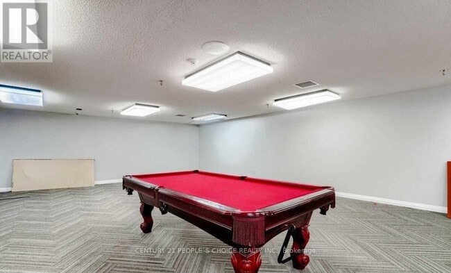 Building Photo - 41 Markbrook Ln