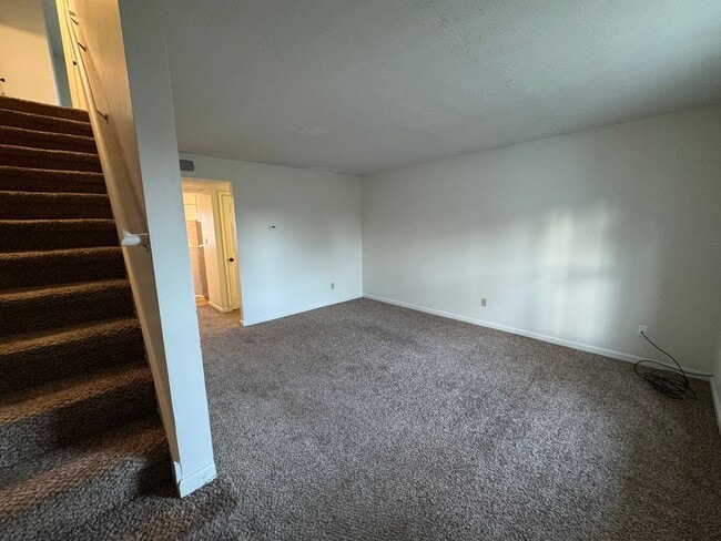 Foto del edificio - 107 Grogan Cir