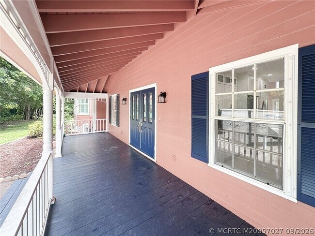 Foto del edificio - 521 SW Marion Ct