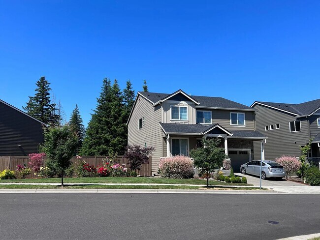 Building Photo - 16991 NW Catalpa St