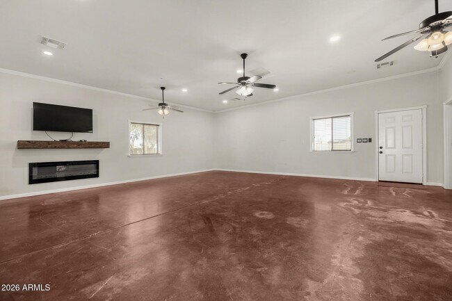 Foto del edificio - 2266 E Willis Rd