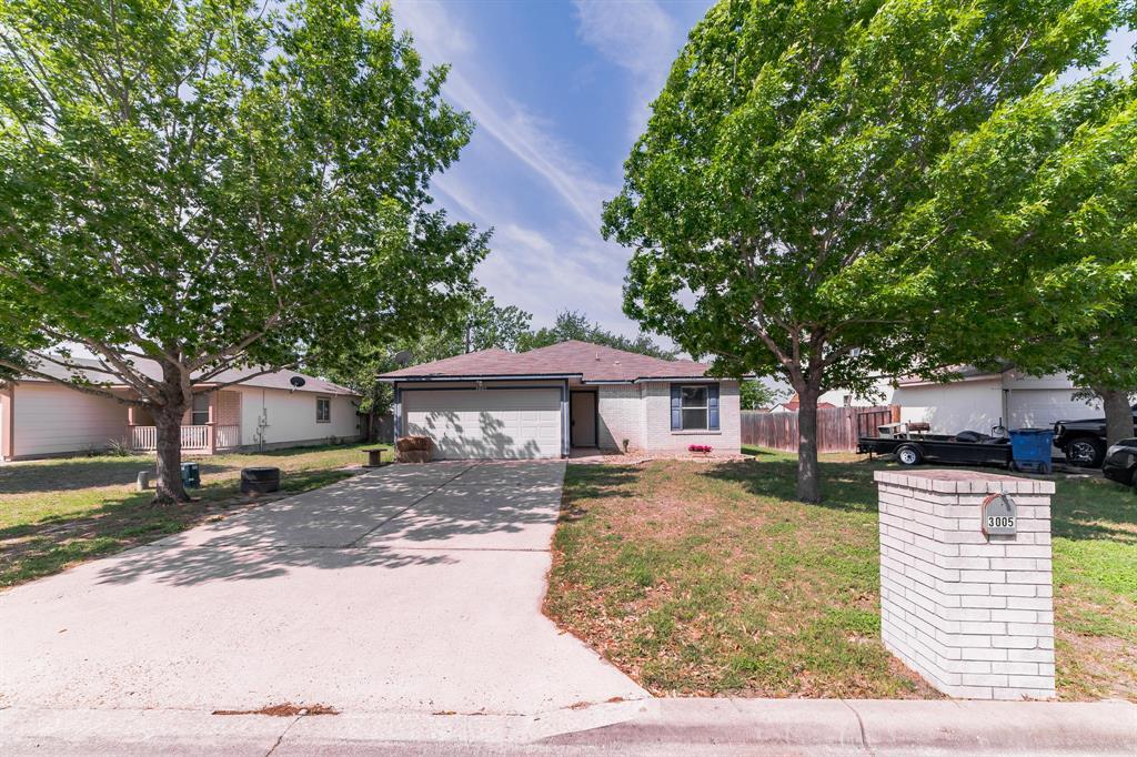 Foto principal - 3005 Tyler Ln