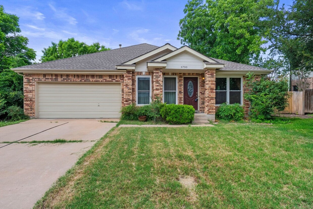 Photo - 6700 Carisbrooke Lane Austin, TX