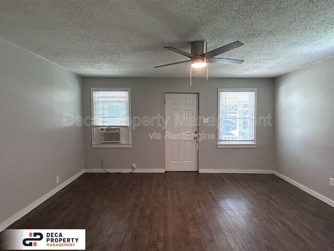 Building Photo - 7127 Alabama Ave