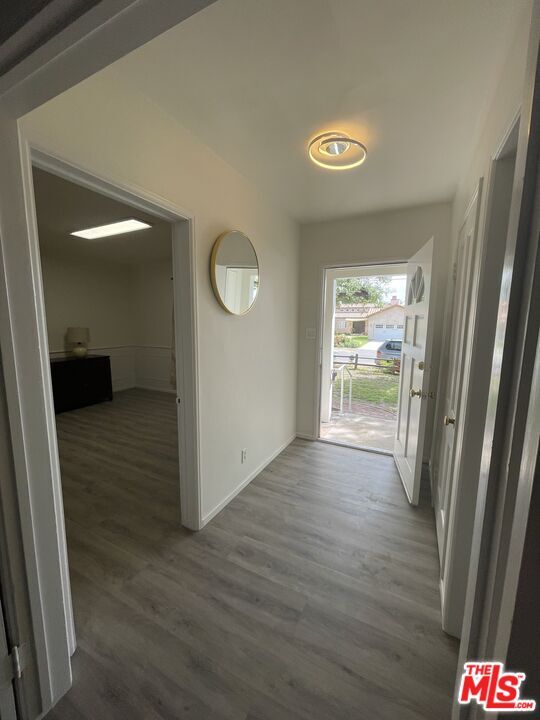 Foto del edificio - 6817 SULTANA Ave