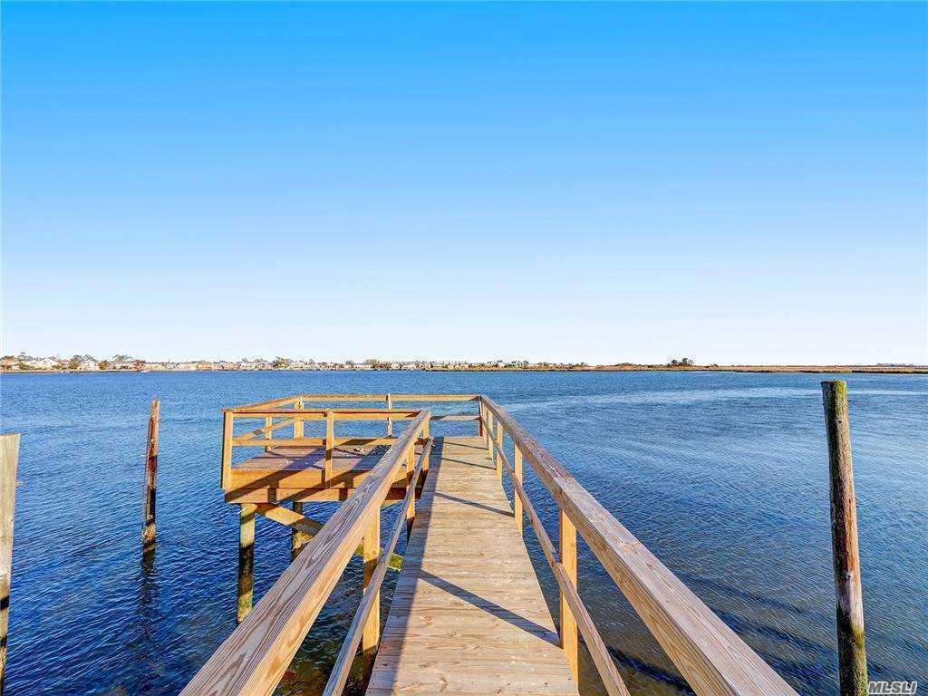 Foto principal - 3395 Bay Front Pl