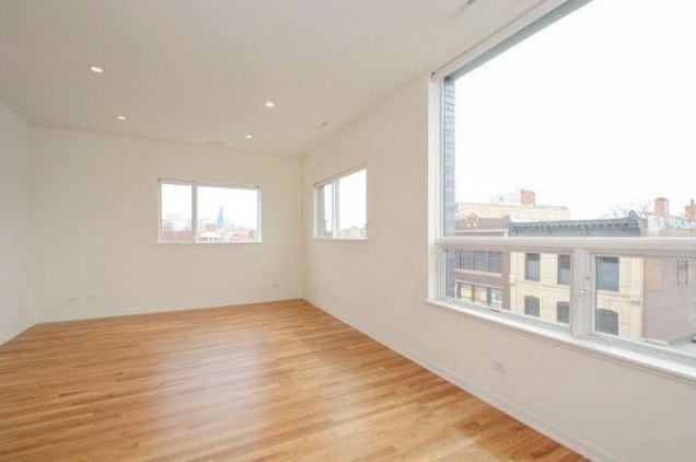Building Photo - 1505 N Milwaukee Ave