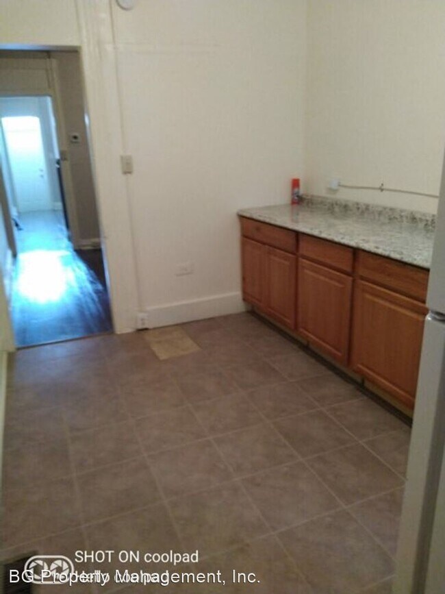 Building Photo - 3 br, 1 bath House - 2118 Walbrook Avenue