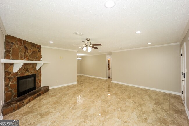 Building Photo - 9342 Windward Ct