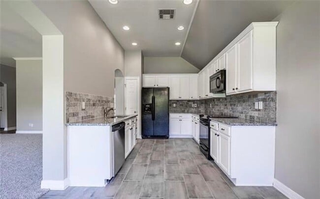 Foto del edificio - 254 Avondale Ln