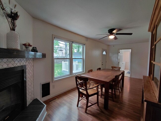 Building Photo - Beautiful Home Located Near Fort Leonard Wood